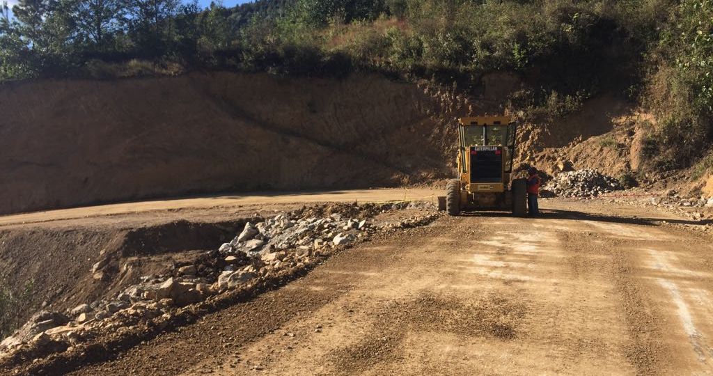 caminos que están construyendo en Oaxaca
